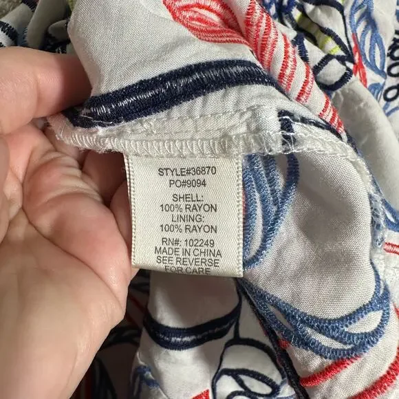 Skies Are Blue Women's White Floral Embroidered Off the Shoulder Top Size Small - Picture 9 of 11